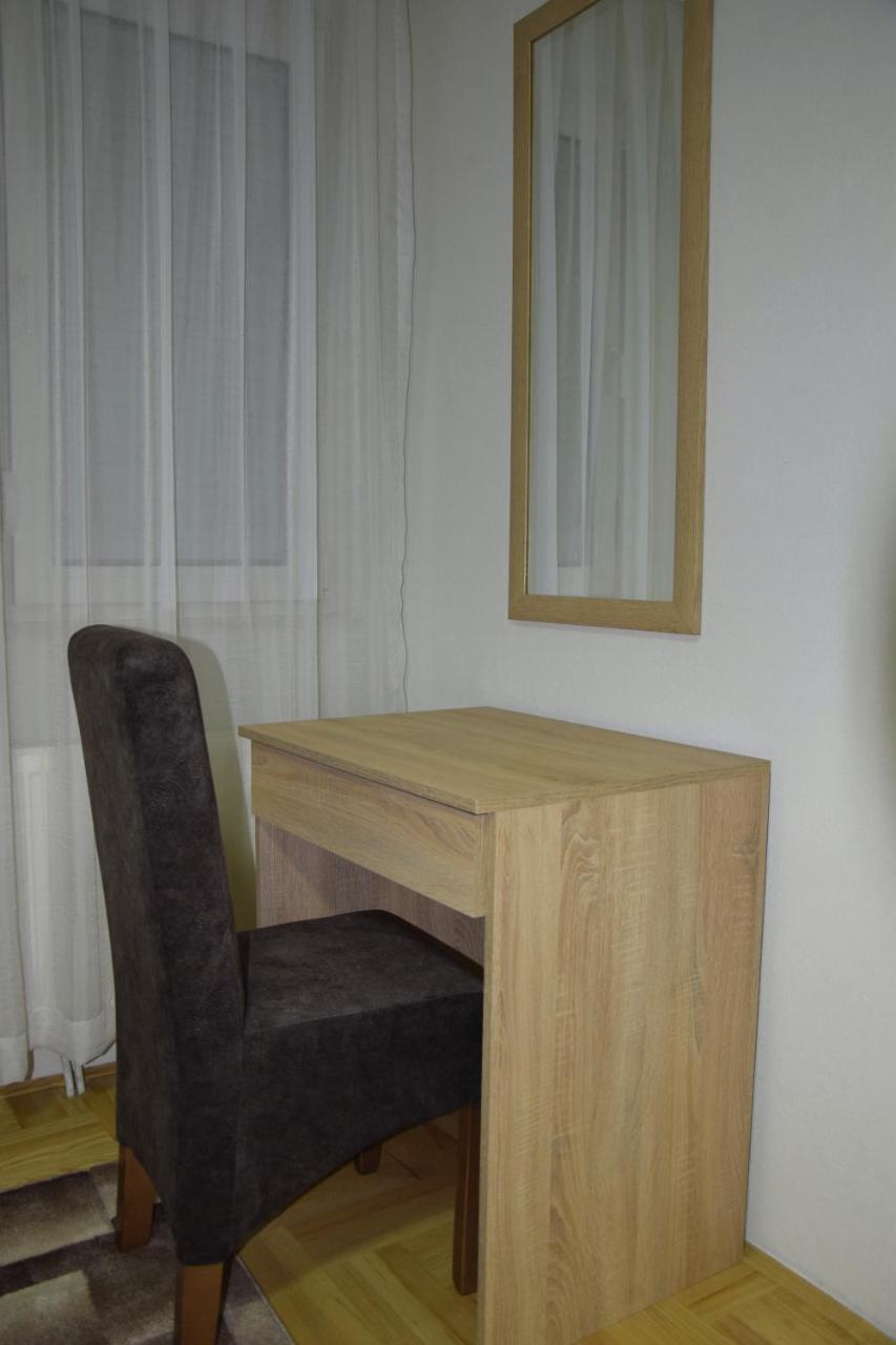 Apartmani Maric Novi Pazar Exteriör bild