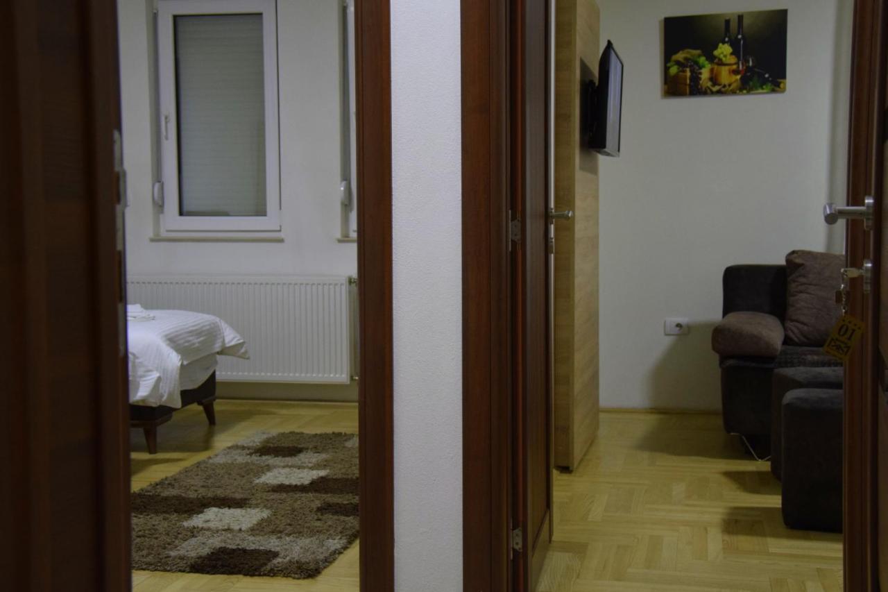 Apartmani Maric Novi Pazar Exteriör bild