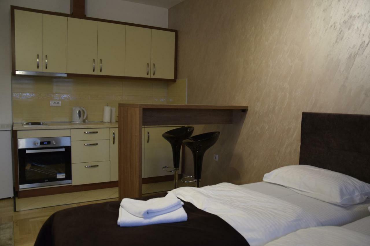 Apartmani Maric Novi Pazar Exteriör bild