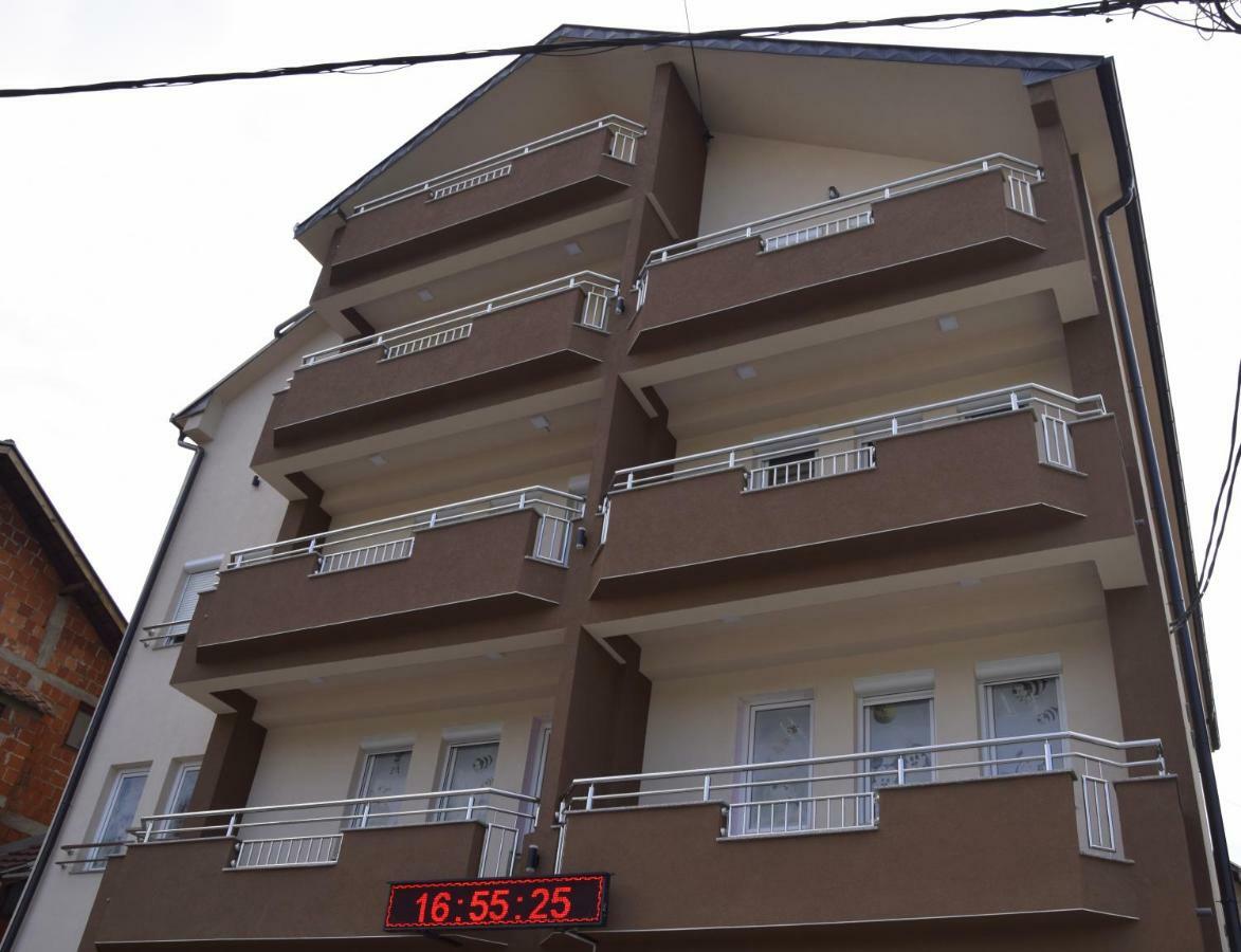 Apartmani Maric Novi Pazar Exteriör bild