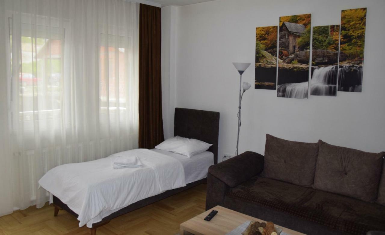 Apartmani Maric Novi Pazar Exteriör bild