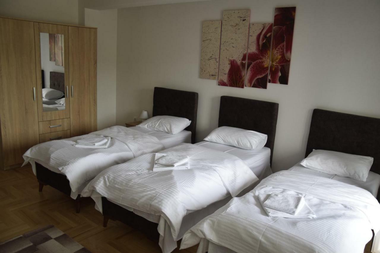 Apartmani Maric Novi Pazar Exteriör bild